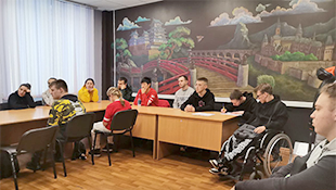 Старшекурсники НГТУ с инвалидностью приняли участие в мастер-классе по составлению резюме 
